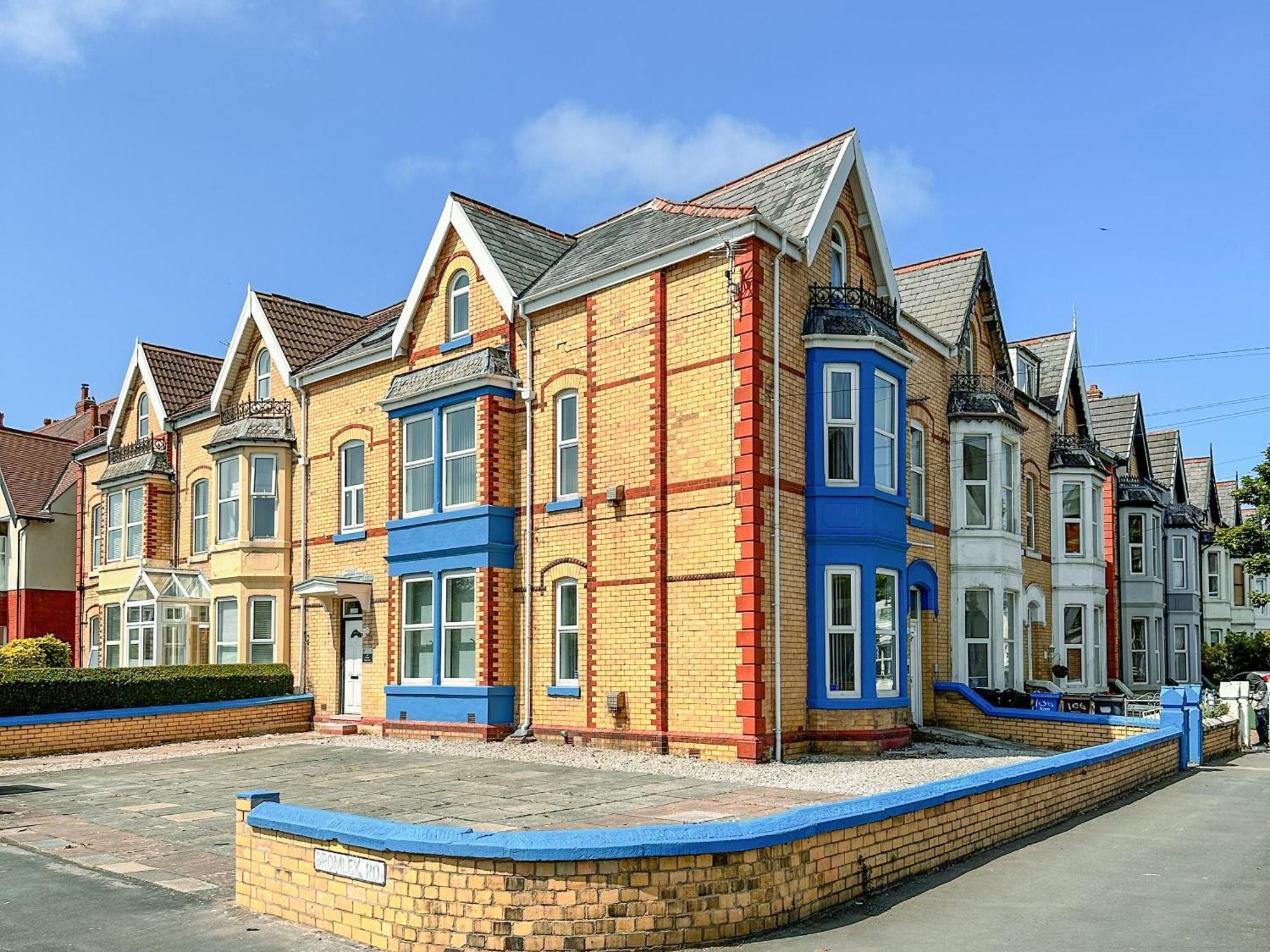 Three - Uk43701 Villa Литам Сент Аннс Екстериор снимка
